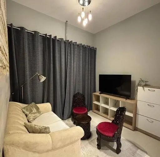Layali - Chic 1Br With Balcony In Business Bay