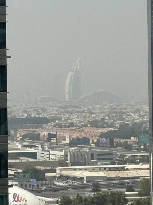 Apartment Layali - Chic 1br With Balcony In Business Bay *